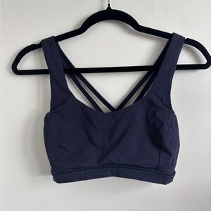 Lululemon Women's Navy Blue Strapp sport bra